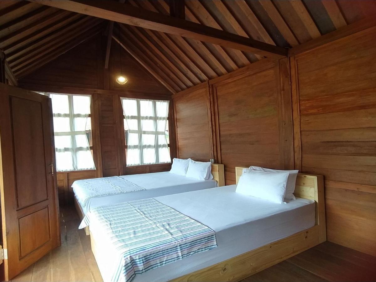 Hostel Seger Nusantara Kalisat Exteriér fotografie
