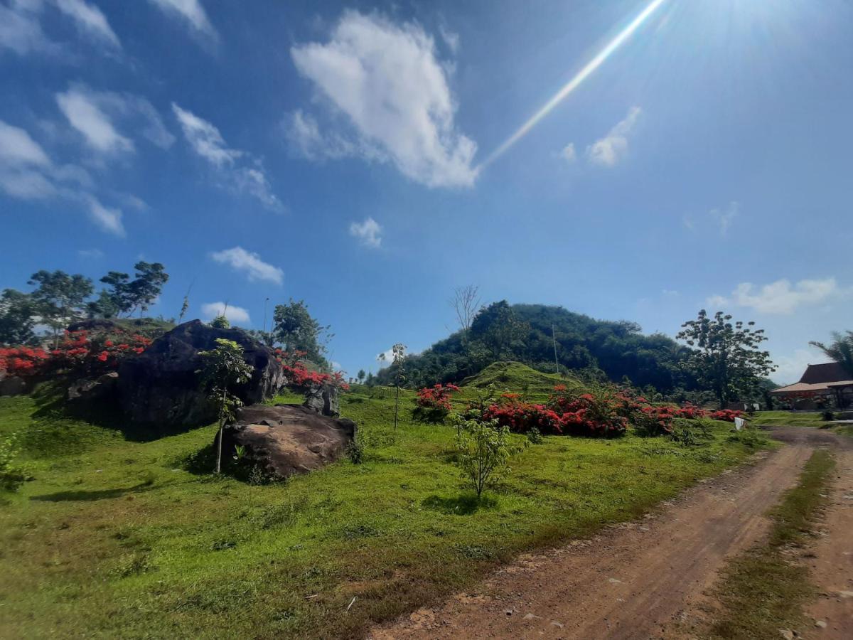 Hostel Seger Nusantara Kalisat Exteriér fotografie