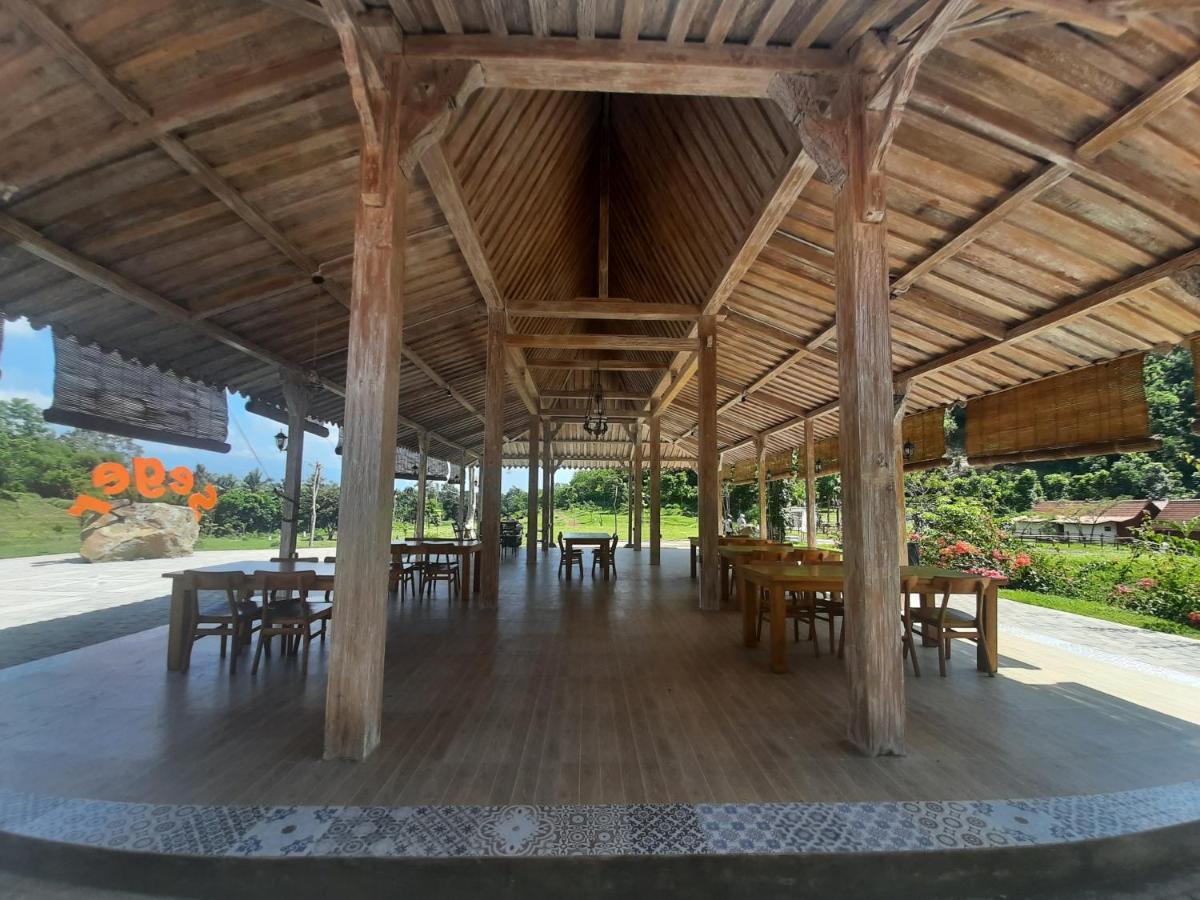 Hostel Seger Nusantara Kalisat Exteriér fotografie